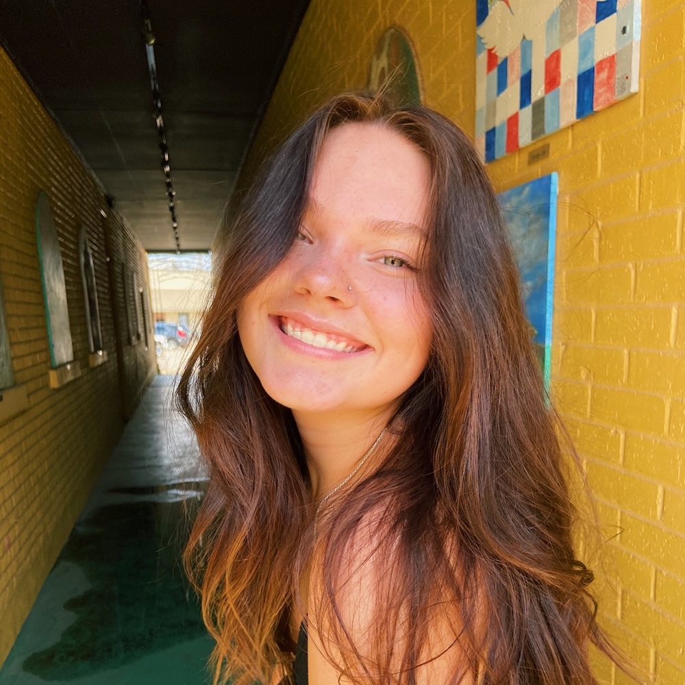 Meet your Posher, Renee